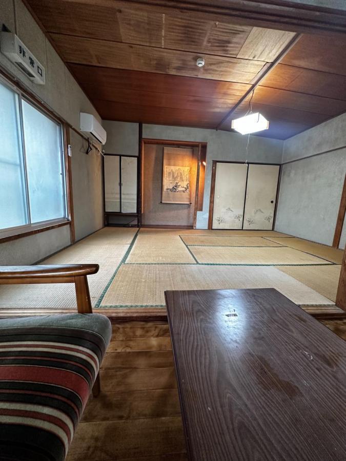 素泊まり民宿とみや Oshima Екстериор снимка